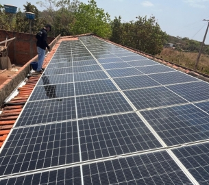 placas-solares-f44ac640ee0af3cd436ee877e0803158-1746619476