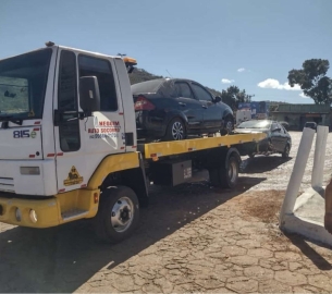 servico-de-guincho-24-hs-eca4cb5bfb1f6994e34e1f72b5c69942-1761655849